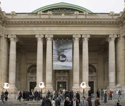 See the media:FIAC 2007. The facade of the Grand Palais