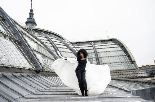 Josépha Madoki sur le toit du Grand Palais