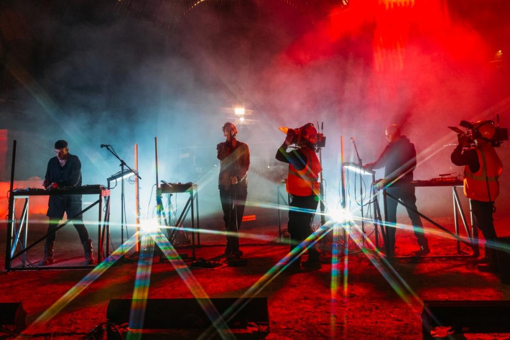Le groupe Moderat en concert dans le Grand Palais