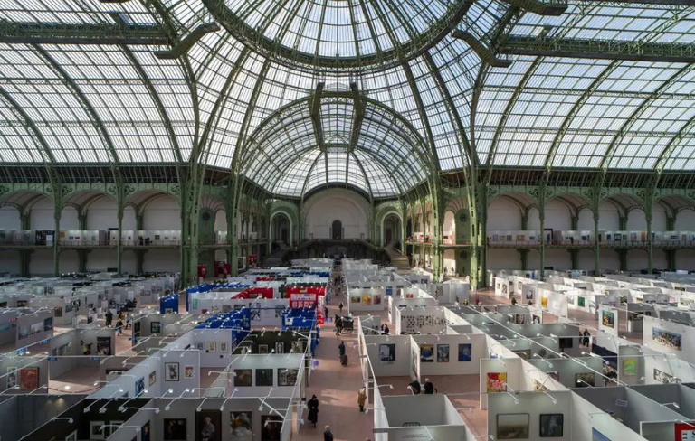 Prise de vue du Grand Palais pendant Art Capital