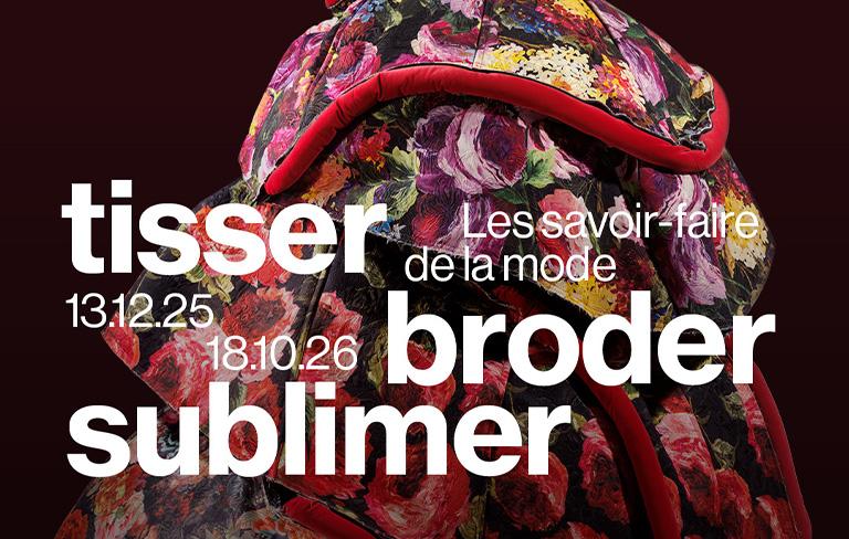 Robe Comme des Garçons par Rei Kawakubo, Prêt-à-porter, automne-hiver 2016-2017