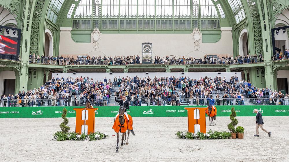 Saut Hermès dans la Nef du Grand Palais