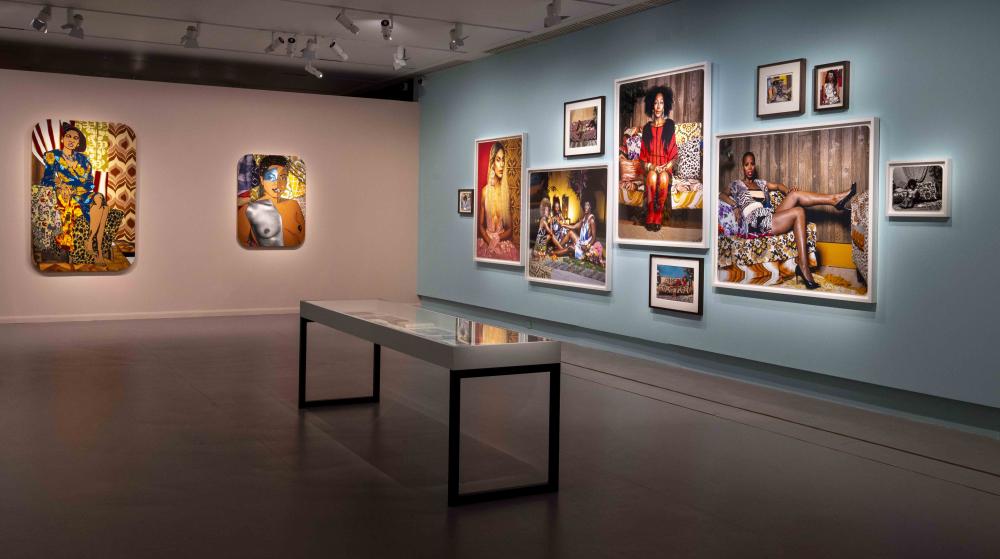 Vue de l'exposition « Mickalene Thomas, All About Love »