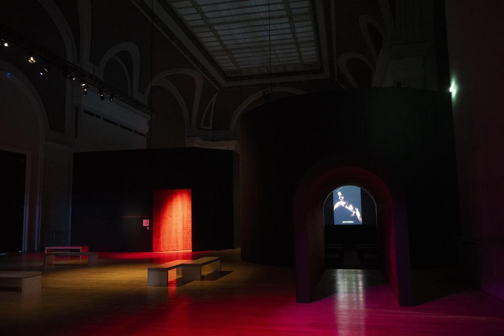 Vue de l'exposition Nan Goldin, This will not end well, au Grand Palais