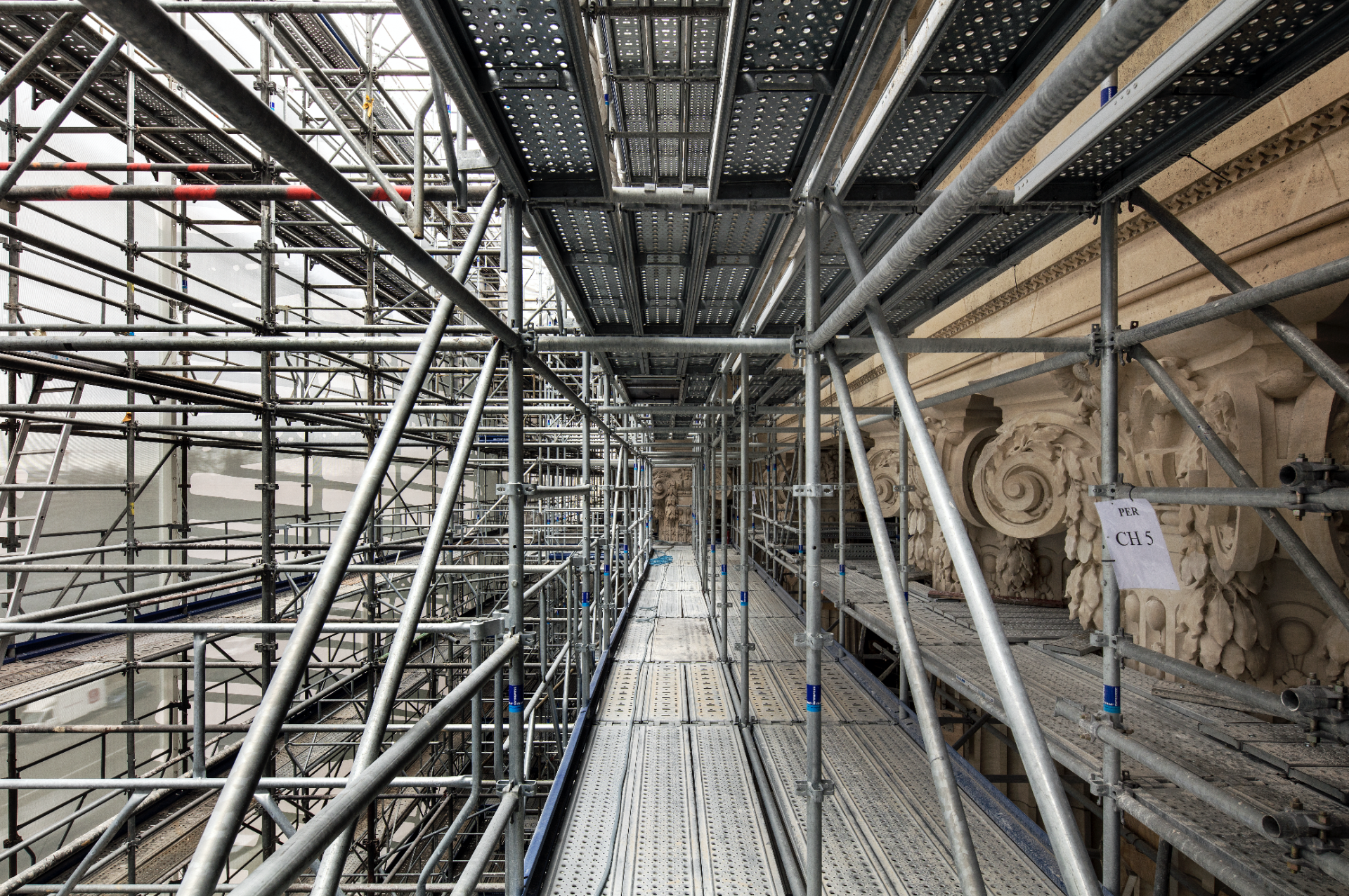Le chantier du Grand Palais, Paris 2022 © Patrick Tourneboeuf pour la Rmn-Grand Palais / Tendance Floue