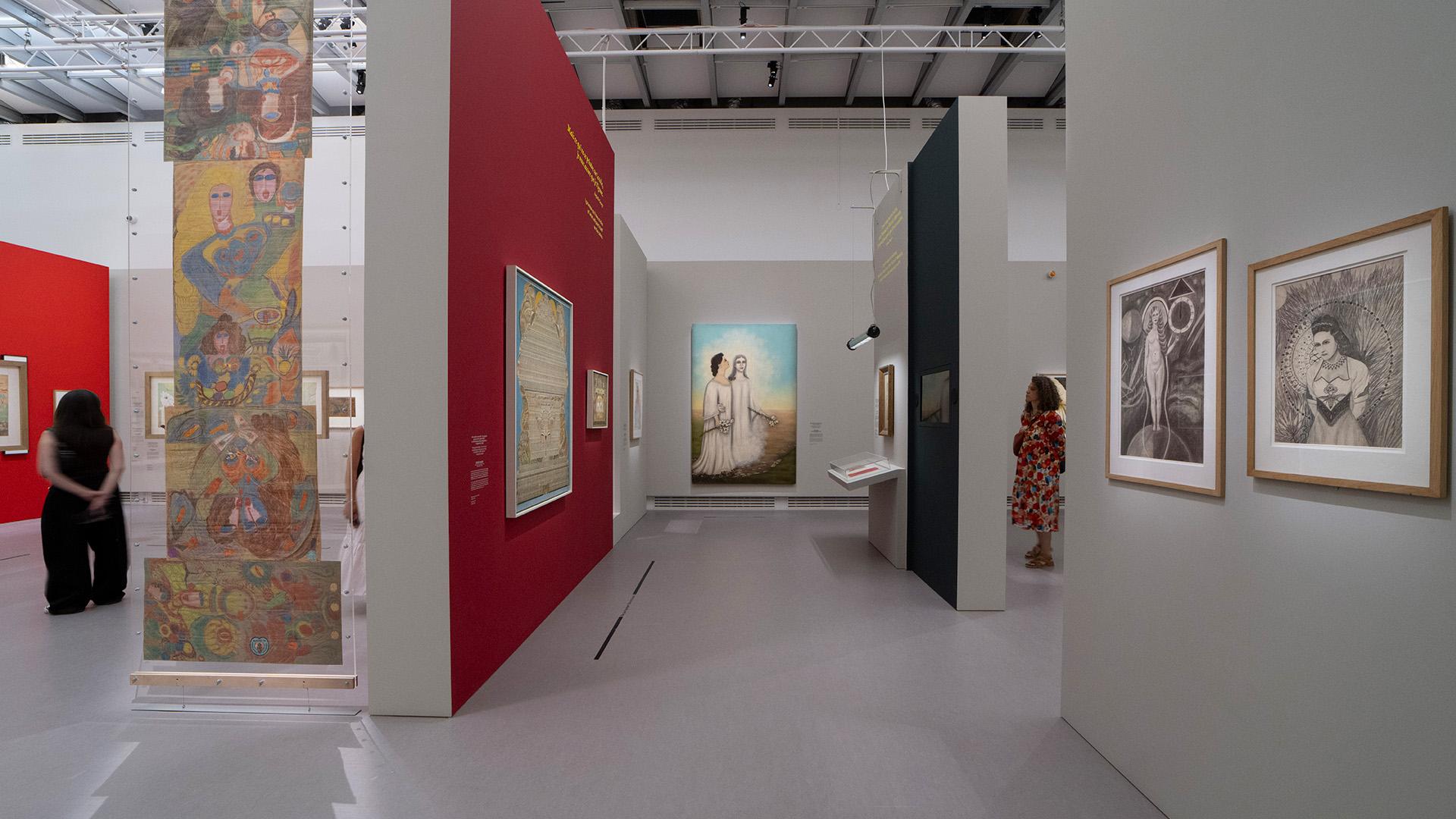 Vue de l'exposition Art Brut au Grand Palais