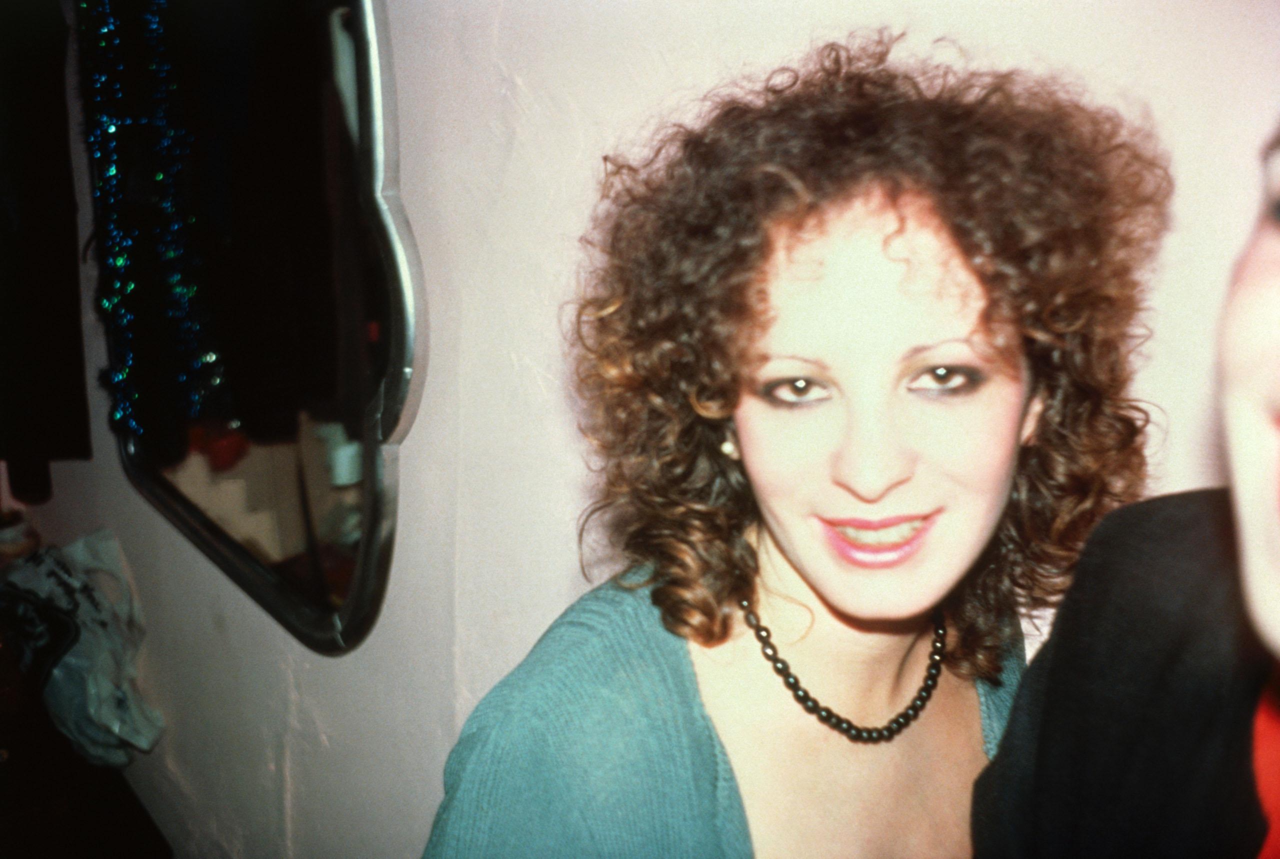 Autoportrait photographique de Nan Goldin en 1982