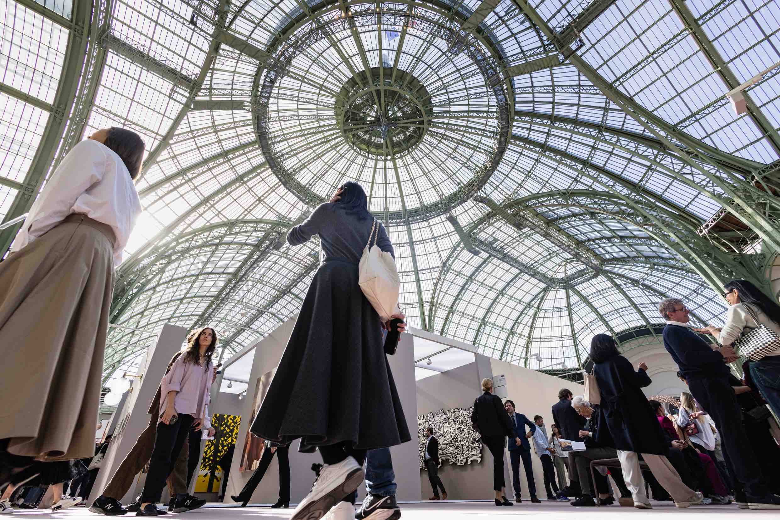 Vue du salon Art Basel en 2025