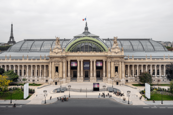 Vue du Grand Palais depuis l'extérieur 