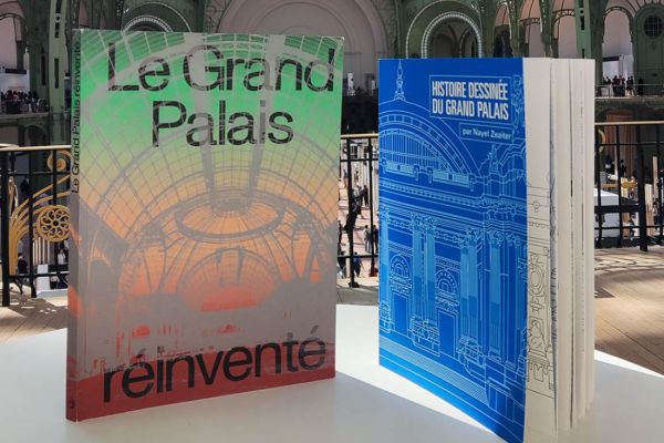 Vue des couvertures des livres au Grand Palais sous la Nef