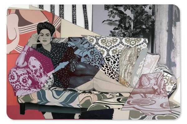 Oeuvre de Mickalene Thomas, une femme noire allongée sur un sofa 