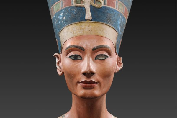 Buste de la reine Néfertiti