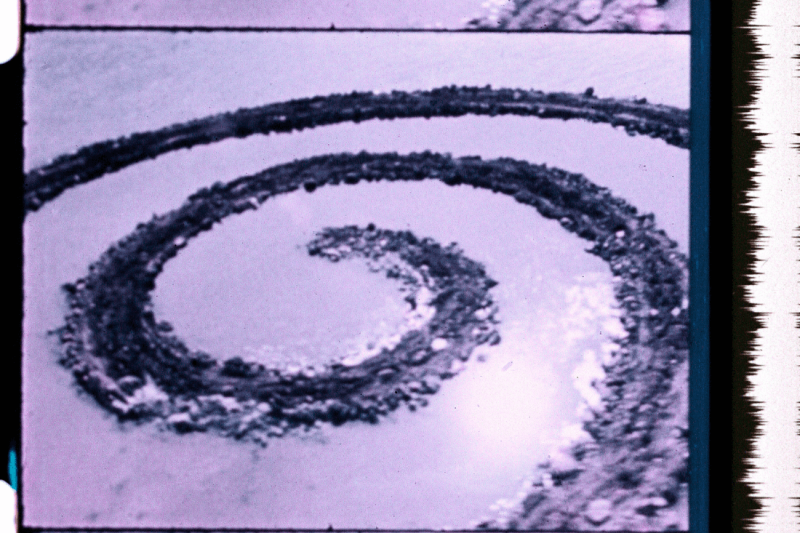 Spiral Jetty par Robert Smithson (1938-1973)